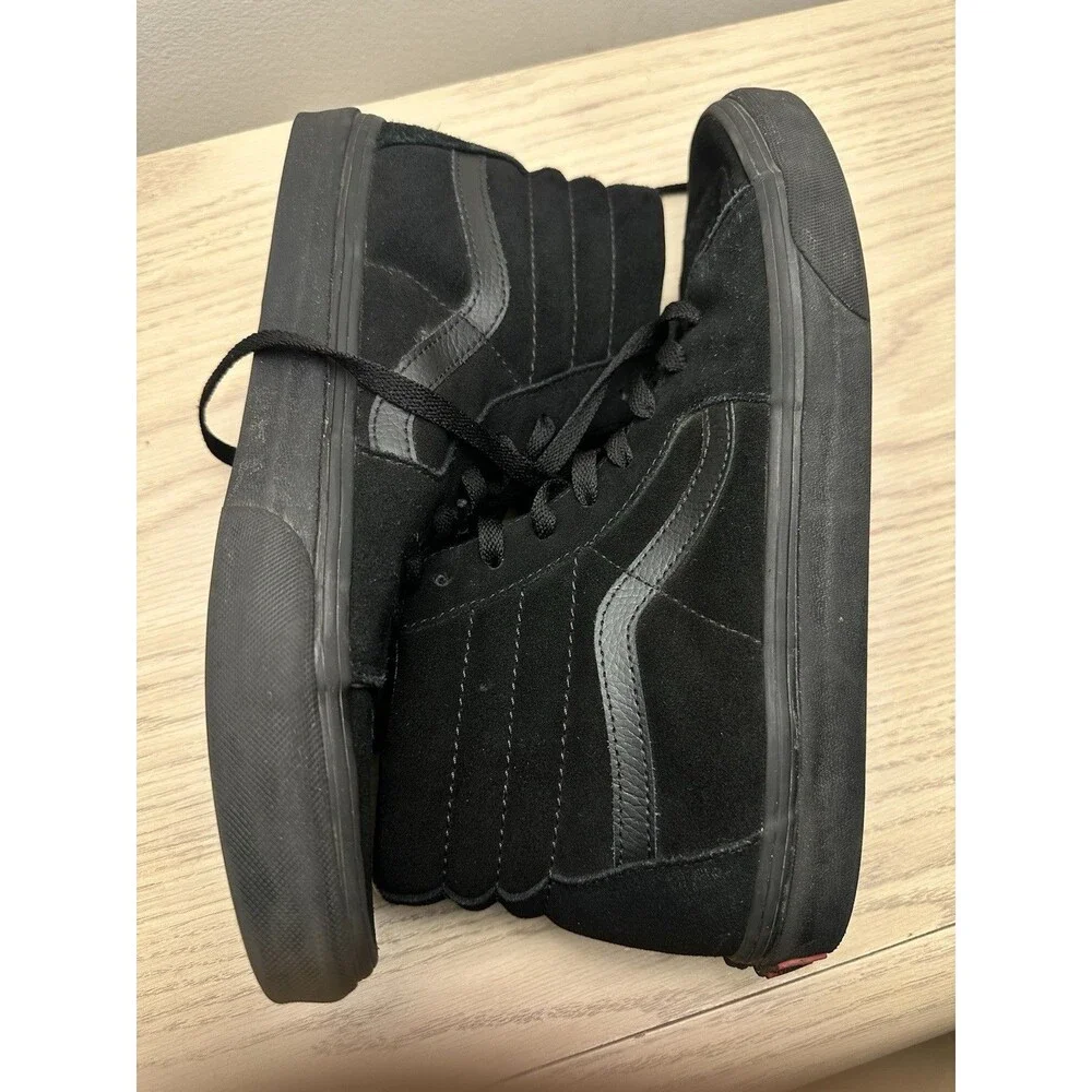 VANS Sk8-Hi Triple Black Suede High Top Sneakers Men's Size 9.5
